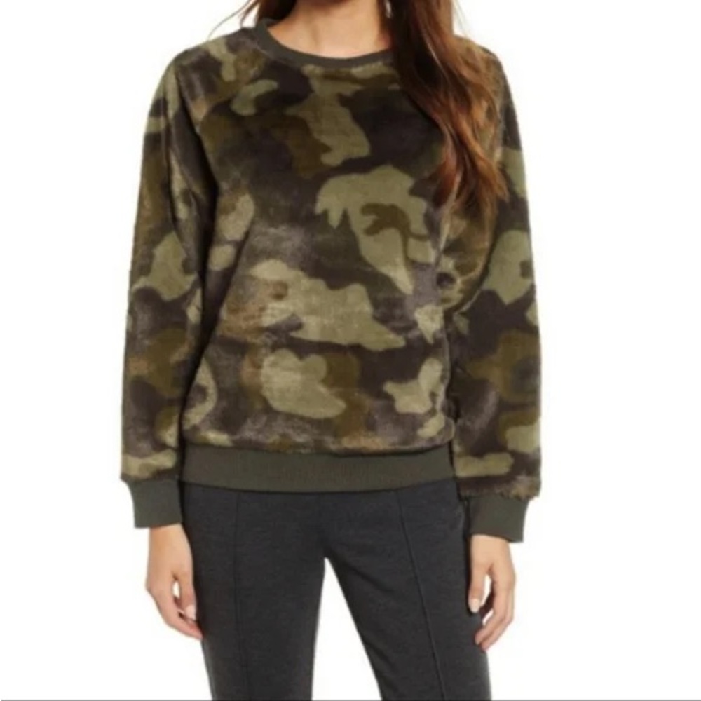 Lou & Grey Camouflage Print Sweatshirt